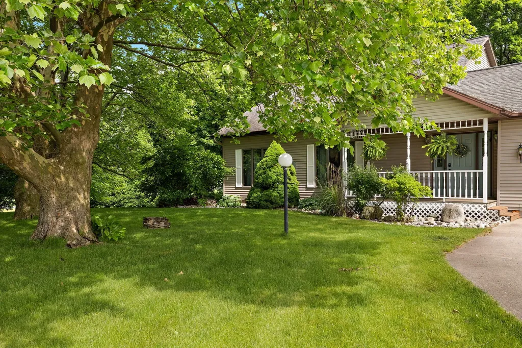 4772 W Stony Lake Road Shelby Township MI 49446
