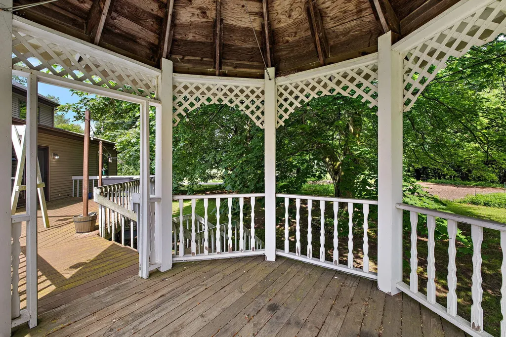 4772 W Stony Lake Road Shelby Township MI 49446