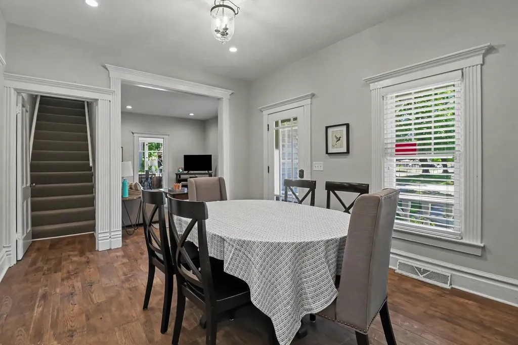 382 E 3rd Street Pentwater Village MI 49449