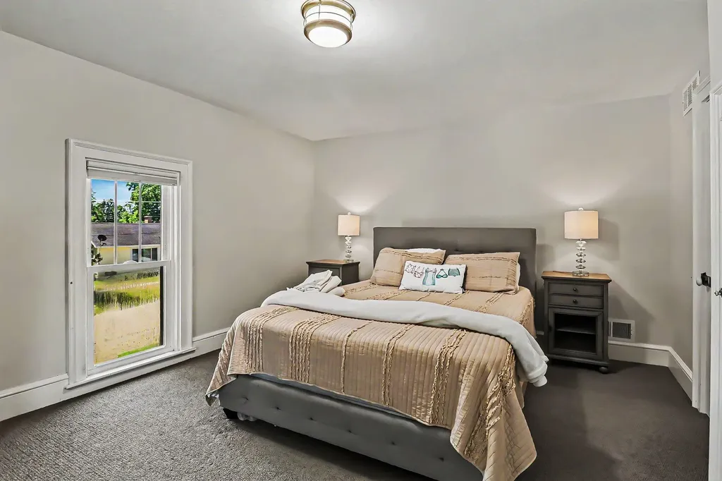 382 E 3rd Street Pentwater Village MI 49449