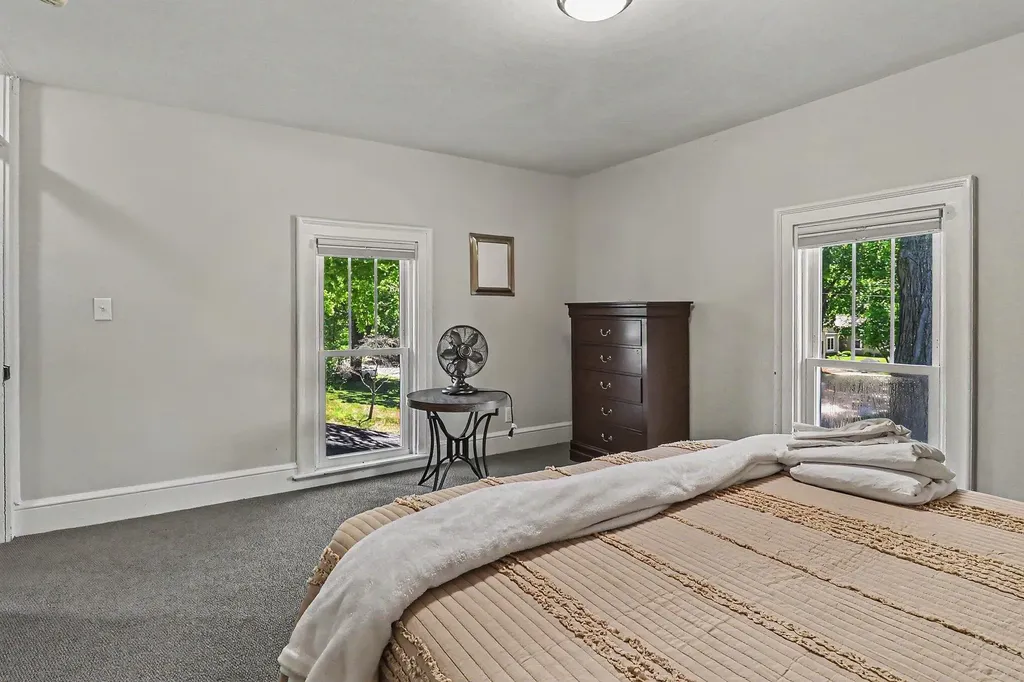 382 E 3rd Street Pentwater Village MI 49449