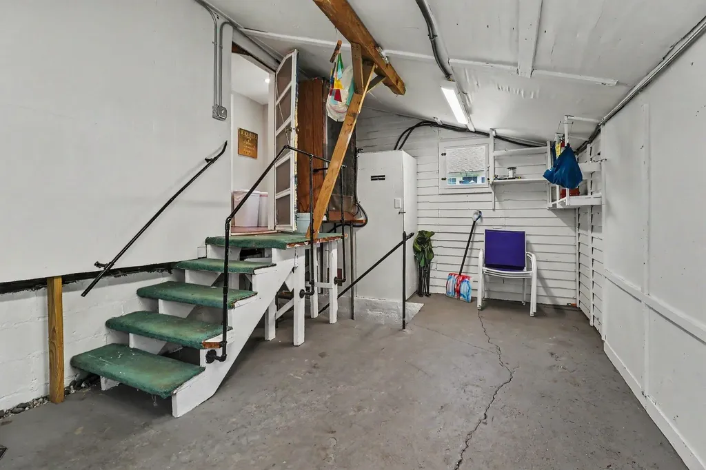 382 E 3rd Street Pentwater Village MI 49449