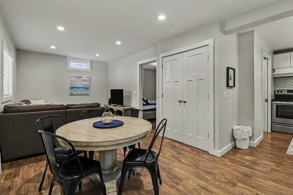 382 E 3rd Street Pentwater Village MI 49449