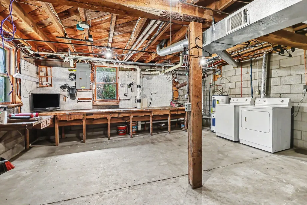 6520 W Johnson Road Benona Township MI 49455