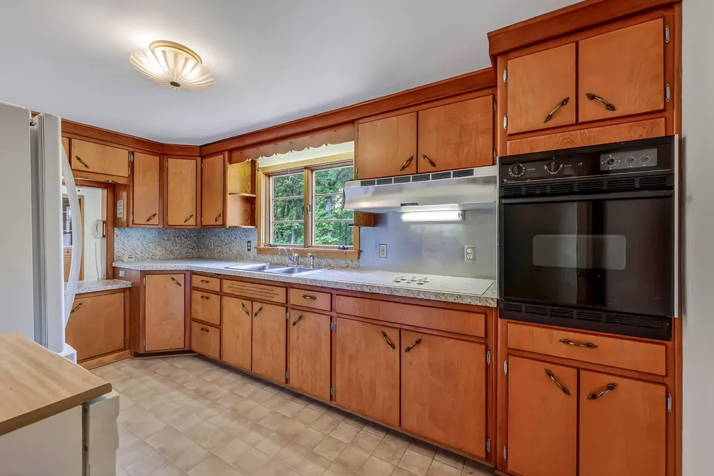 4214 W White Lake Drive Whitehall City MI 49461