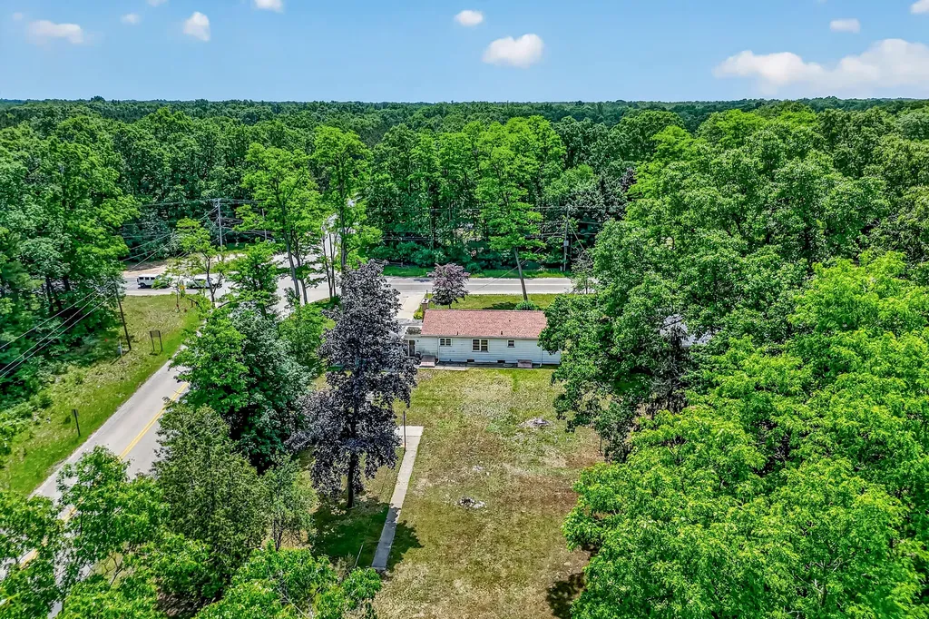4214 W White Lake Drive Whitehall City MI 49461