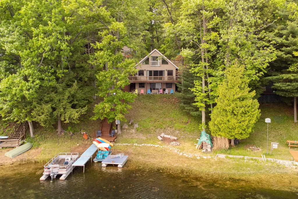 6387 N Larson Road Sheridan Township MI 49410