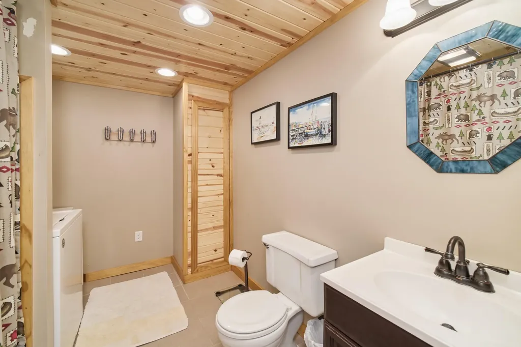 6387 N Larson Road Sheridan Township MI 49410