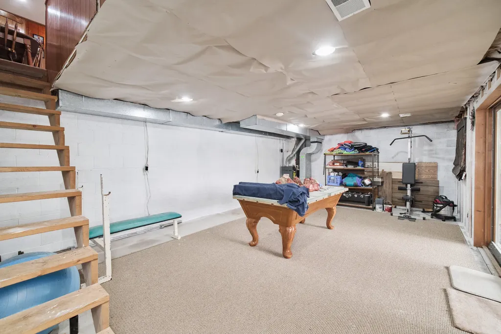 6387 N Larson Road Sheridan Township MI 49410
