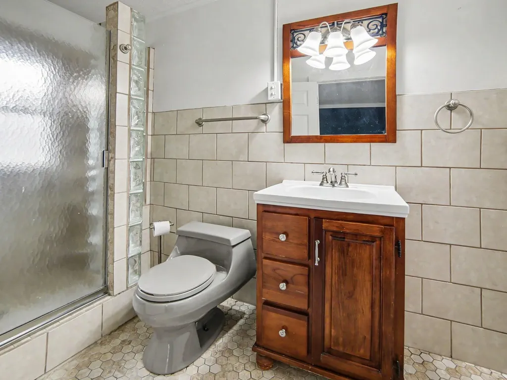 1358 N Lakeshore Drive Hamlin Township MI 49431