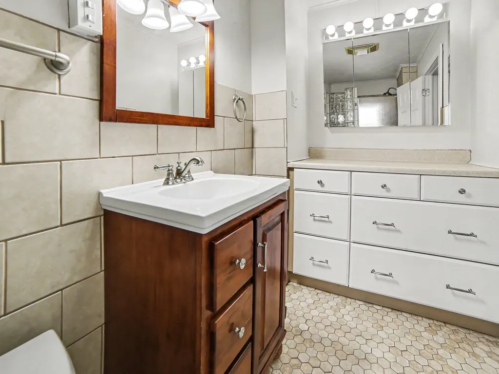 1358 N Lakeshore Drive Hamlin Township MI 49431