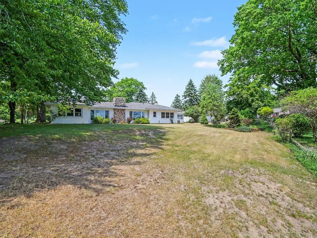 1358 N Lakeshore Drive Hamlin Township MI 49431