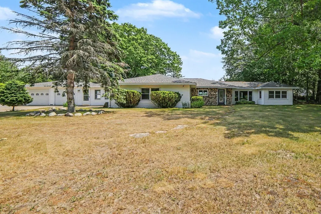 1358 N Lakeshore Drive Hamlin Township MI 49431