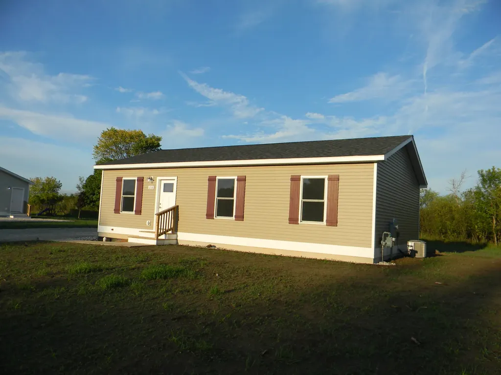 208 Taylors Court Scottville City MI 49454