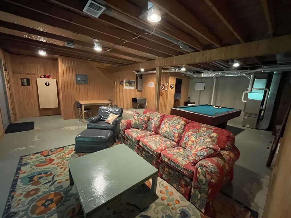 8725 W River Road Elk Township MI 49644