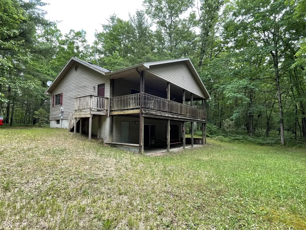 8725 W River Road Elk Township MI 49644