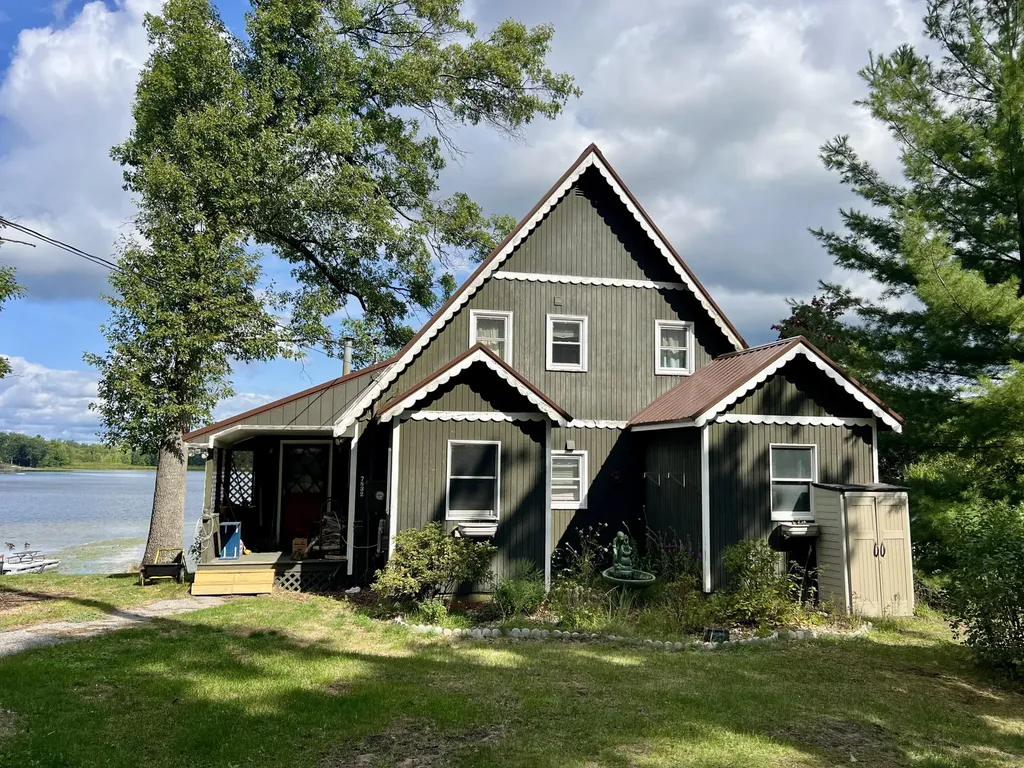 7832 E Us Highway 10 Branch Township MI 49402