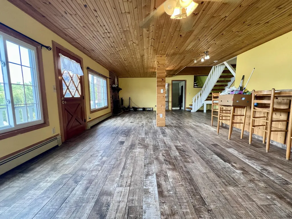 7832 E Us Highway 10 Branch Township MI 49402