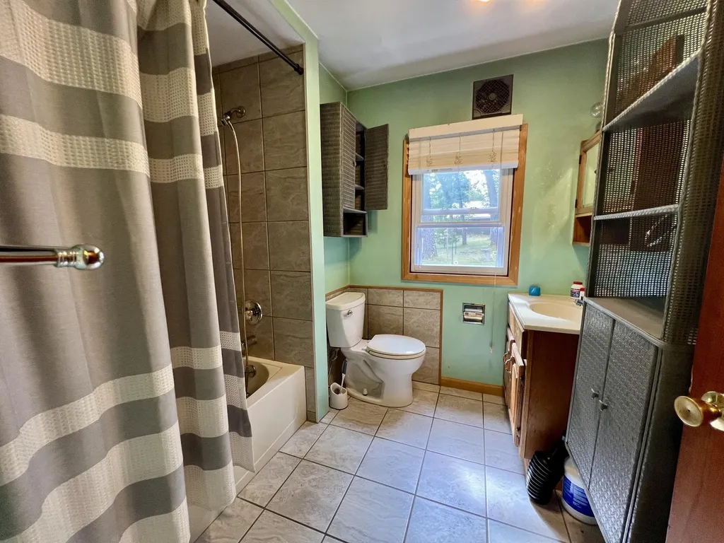 7832 E Us Highway 10 Branch Township MI 49402