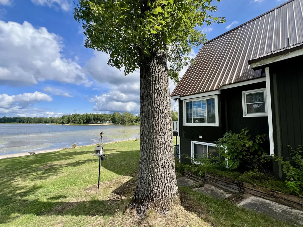 7832 E Us Highway 10 Branch Township MI 49402