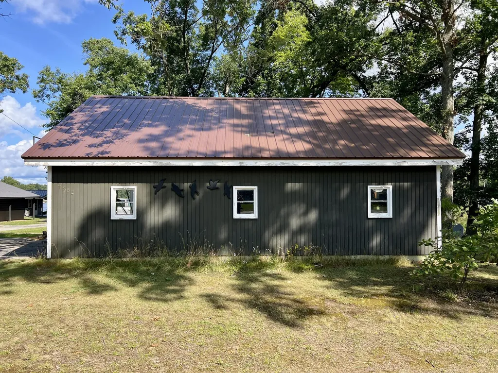7832 E Us Highway 10 Branch Township MI 49402