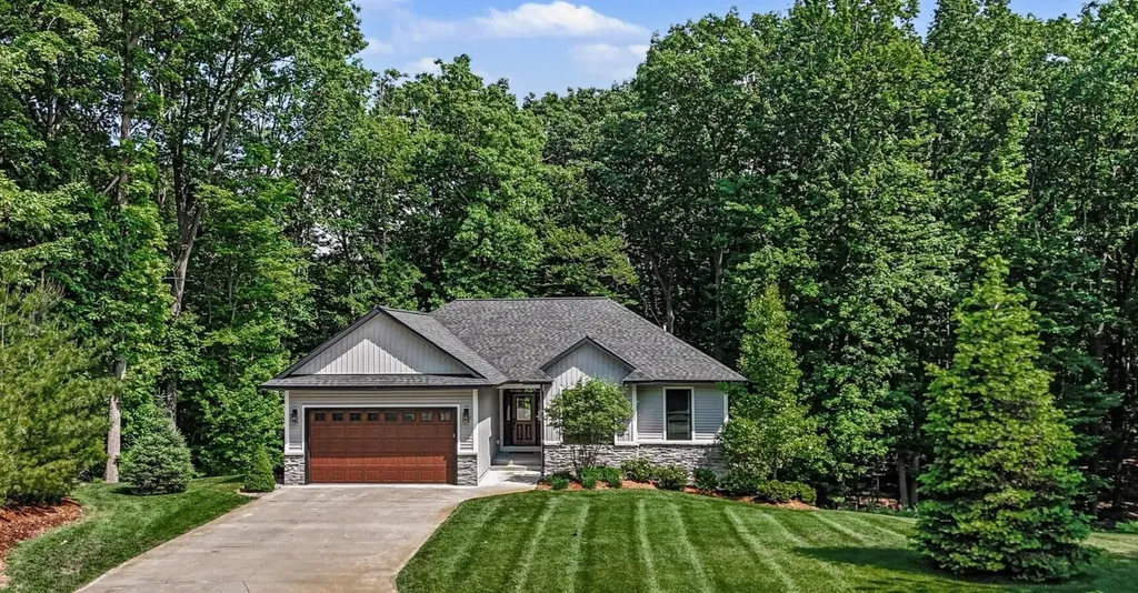 5451 Breckenridge Drive Hamlin Township MI 49431