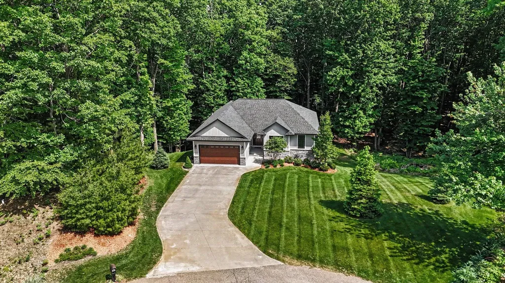 5451 Breckenridge Drive Hamlin Township MI 49431