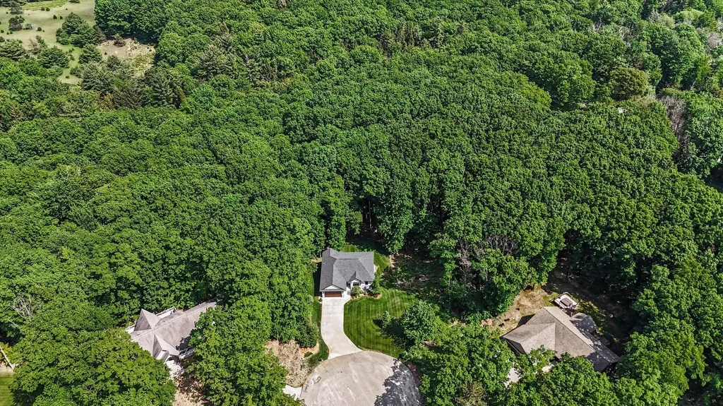 5451 Breckenridge Drive Hamlin Township MI 49431