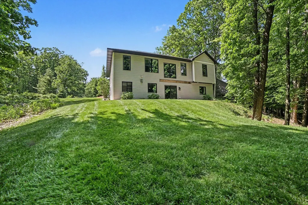 5451 Breckenridge Drive Hamlin Township MI 49431