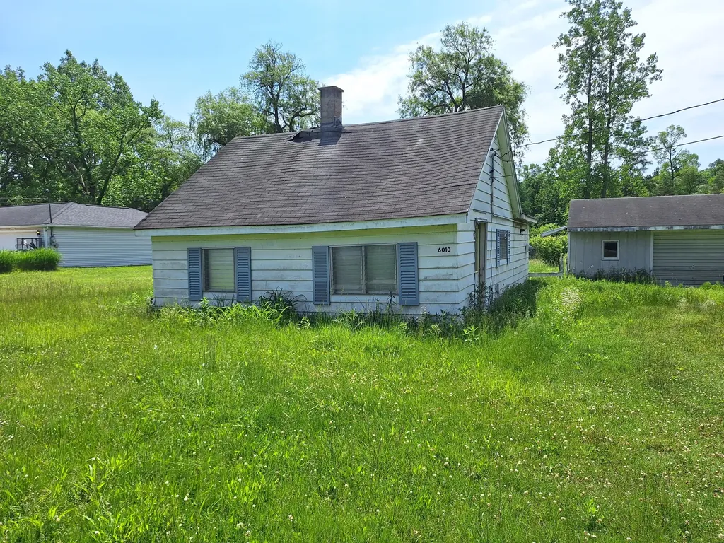 6010 Cannonsburg Road NE Cannon Township MI 49306