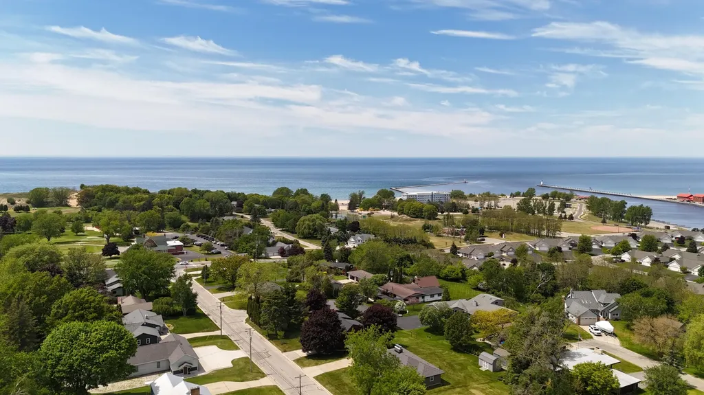 597 Birch Street Manistee City MI 49660