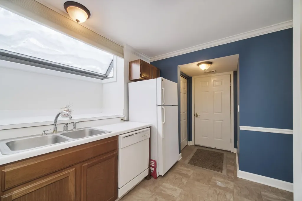 317 5th Avenue Manistee City MI 49660