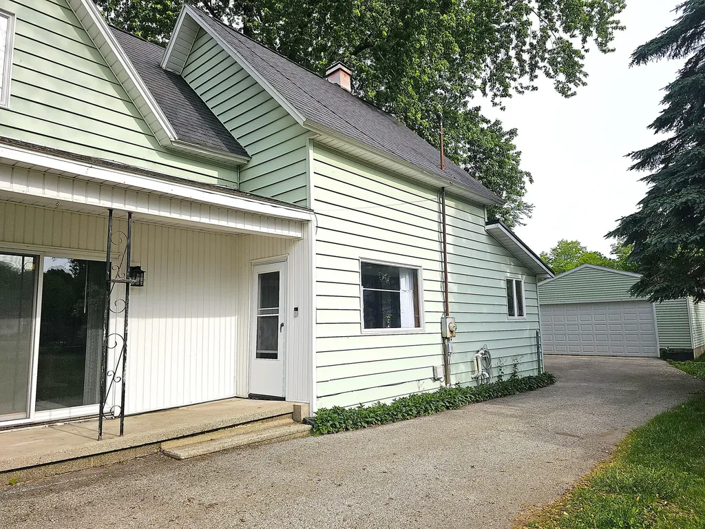 1212 24th Street Filer Charter Township MI 49660