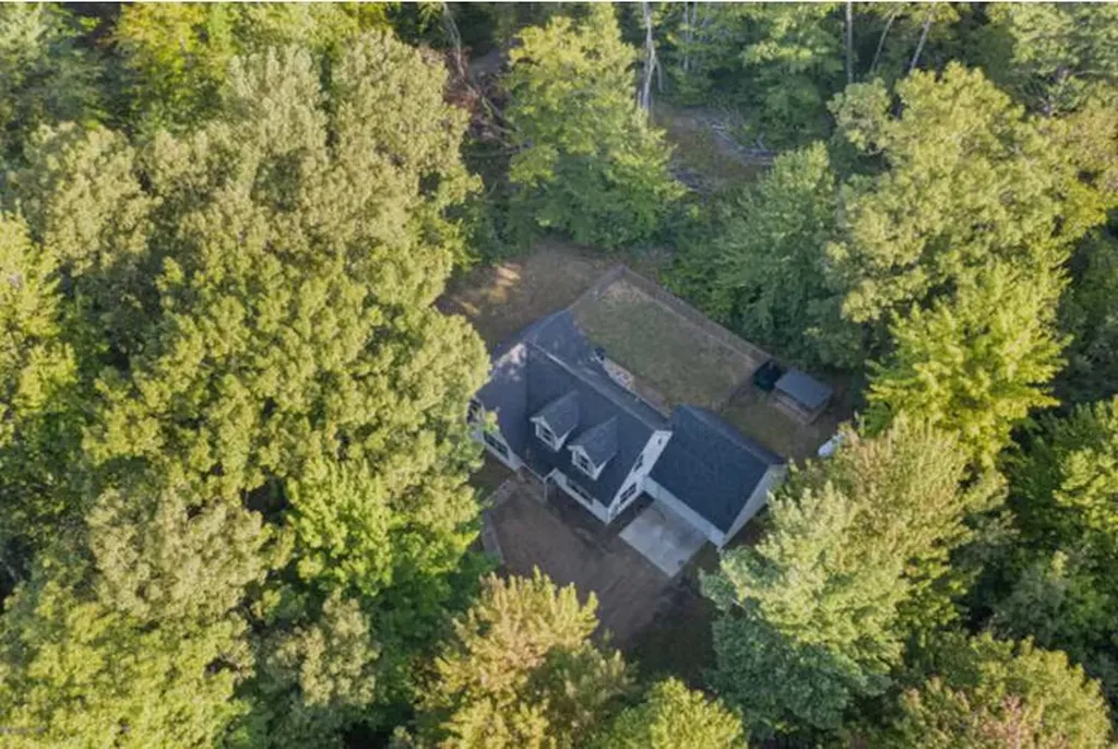 10412 W Woodrow Road Benona Township MI 49455