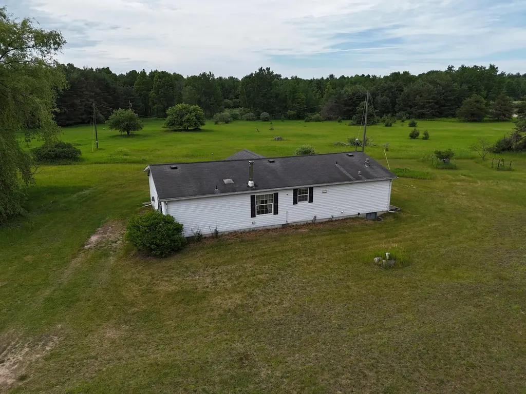 15450 Johnson Road Maple Grove Township MI 49645