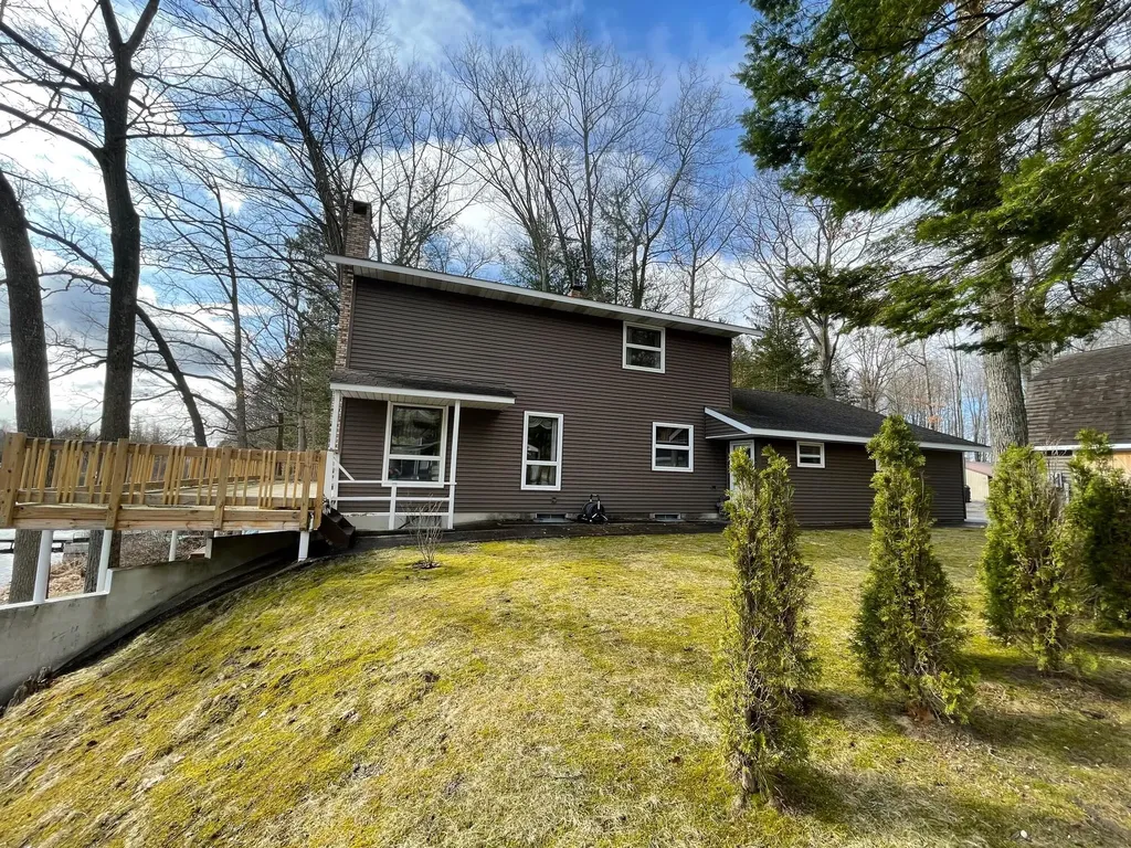 5235 N Waite Drive Sauble Township MI 49644