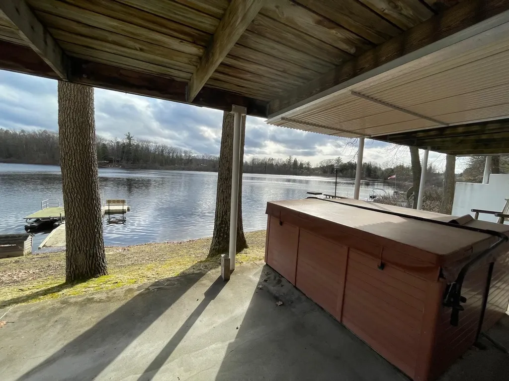 5235 N Waite Drive Sauble Township MI 49644