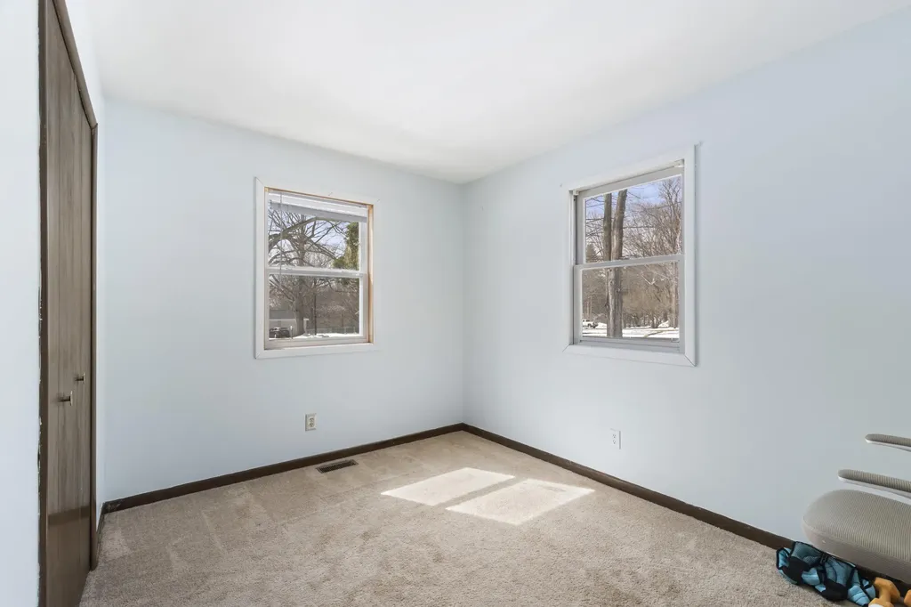 6856 River Street Unknown City MI 49616
