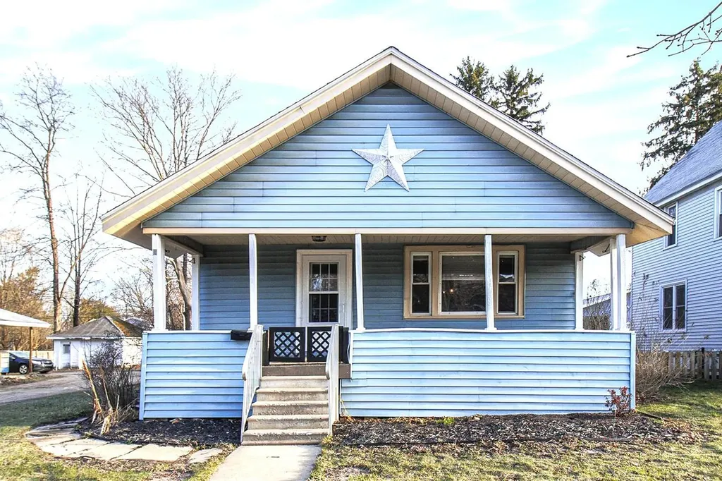 122 W State Street Scottville City MI 49454