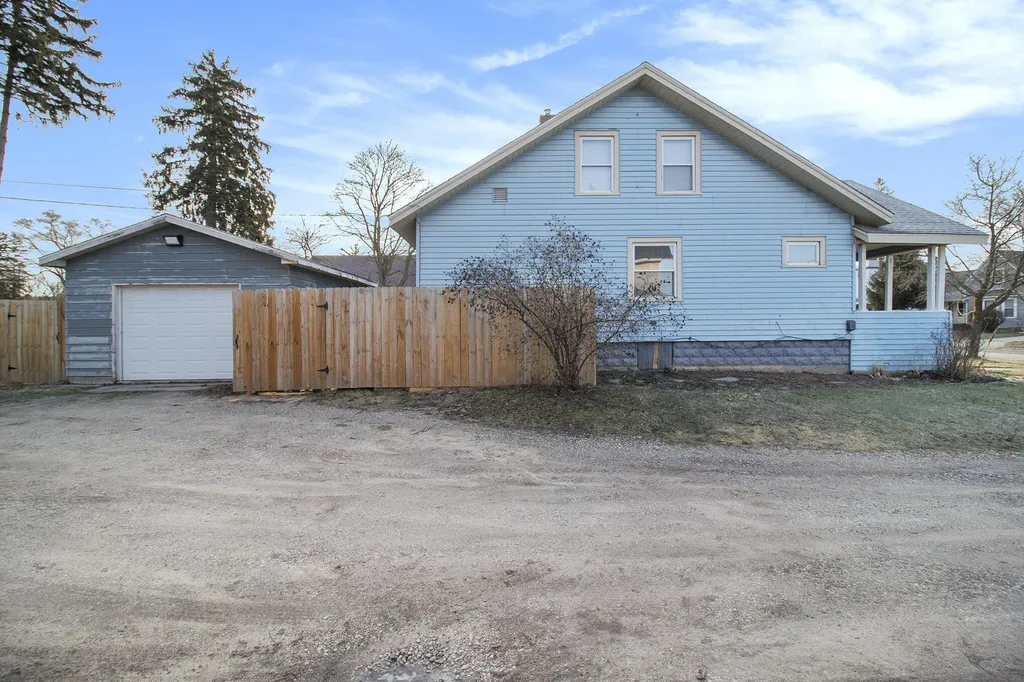 122 W State Street Scottville City MI 49454