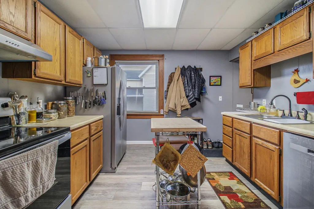 122 W State Street Scottville City MI 49454