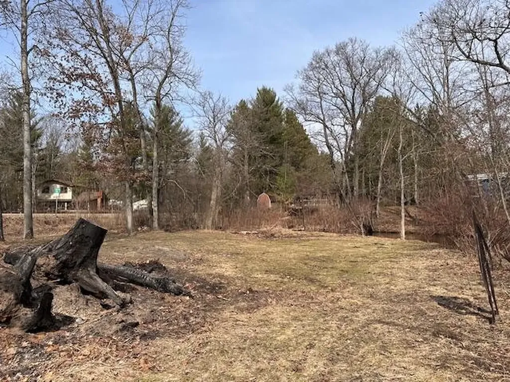 8034 N Johnson Road Elk Township MI 49644