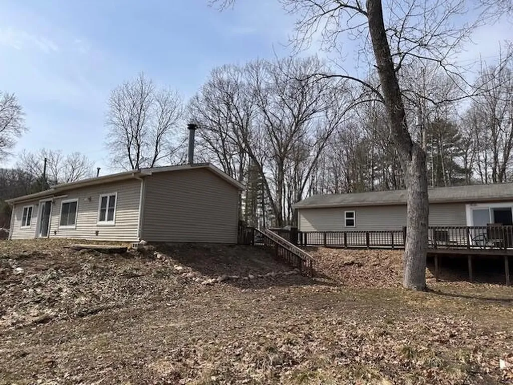 8034 N Johnson Road Elk Township MI 49644