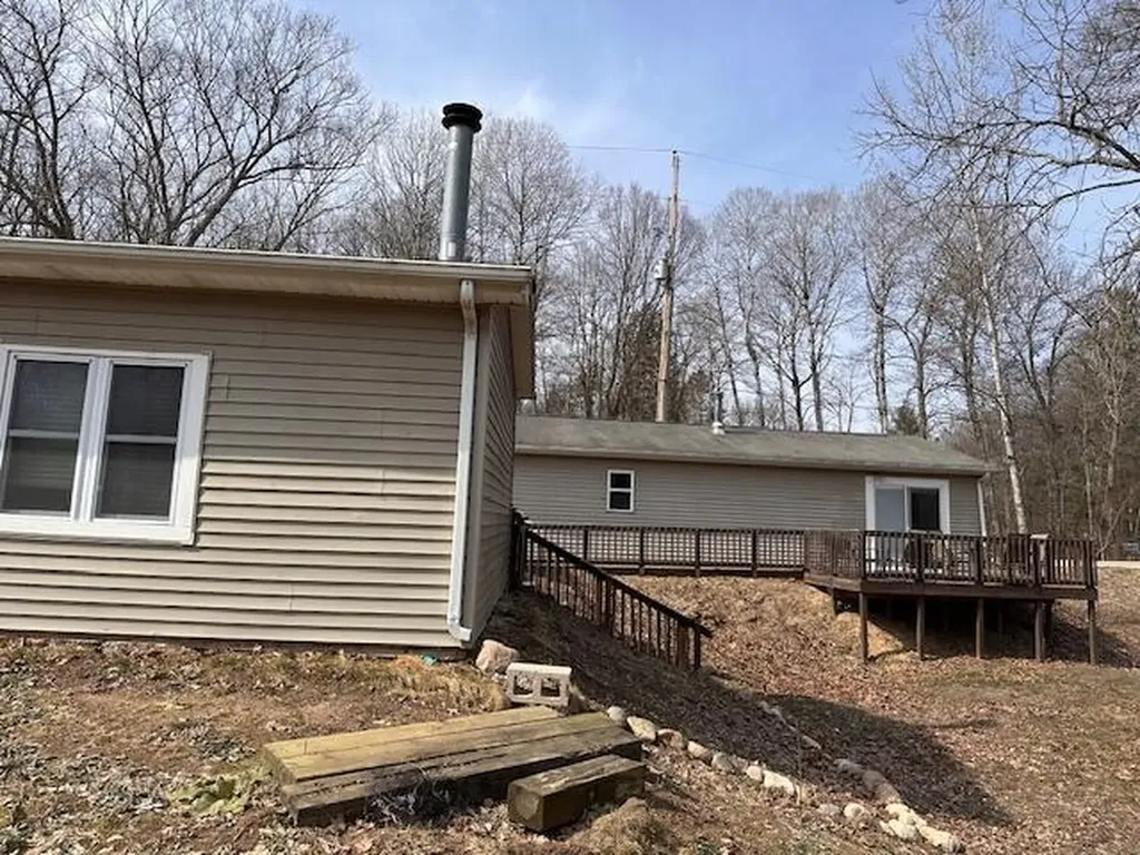 8034 N Johnson Road Elk Township MI 49644