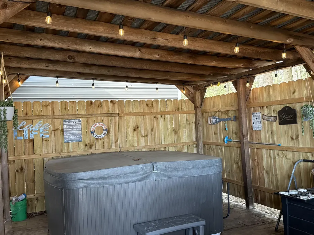 12504 N Woodbridge Avenue Lilley Township MI 49309