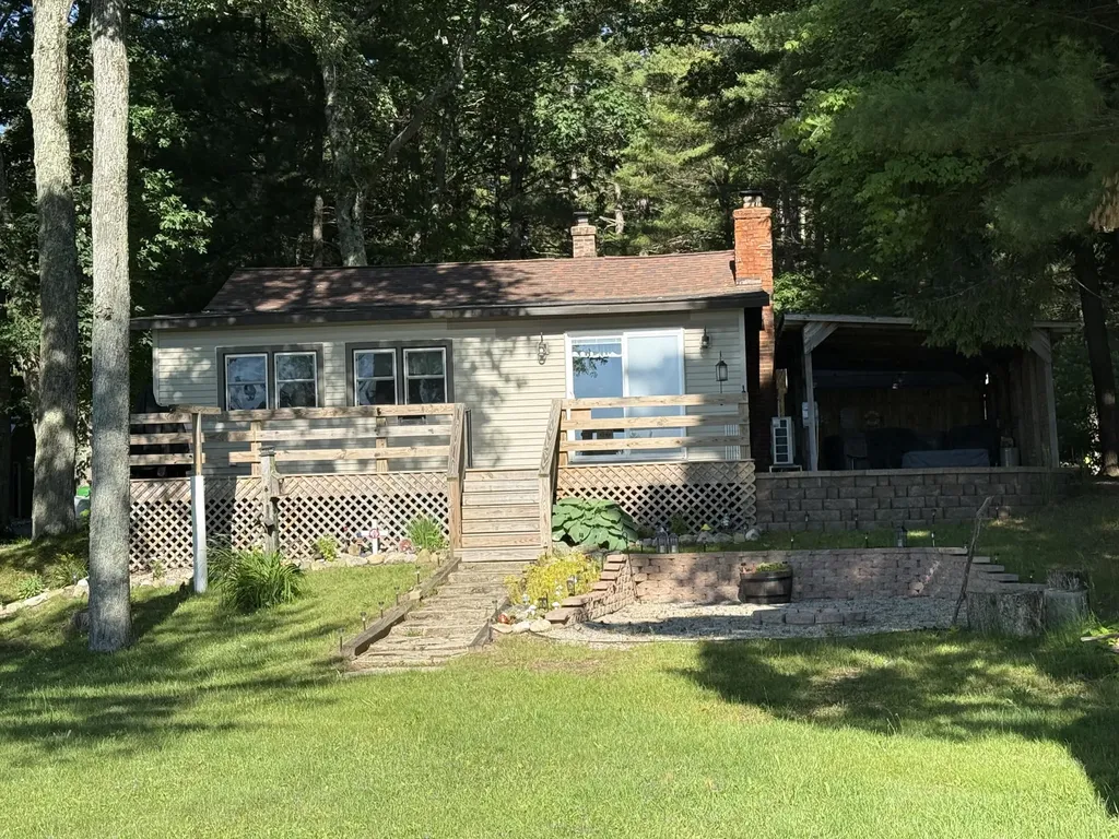 12504 N Woodbridge Avenue Lilley Township MI 49309