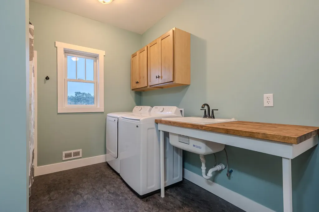 3935 West Destiny Drive Hart Township MI 49420