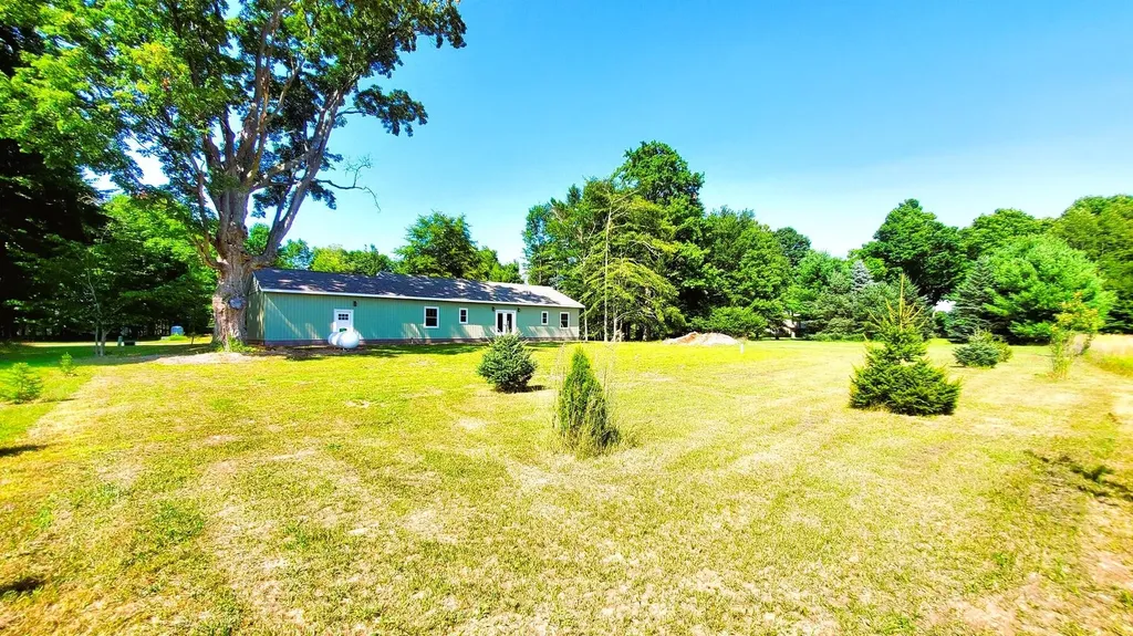 3935 West Destiny Drive Hart Township MI 49420