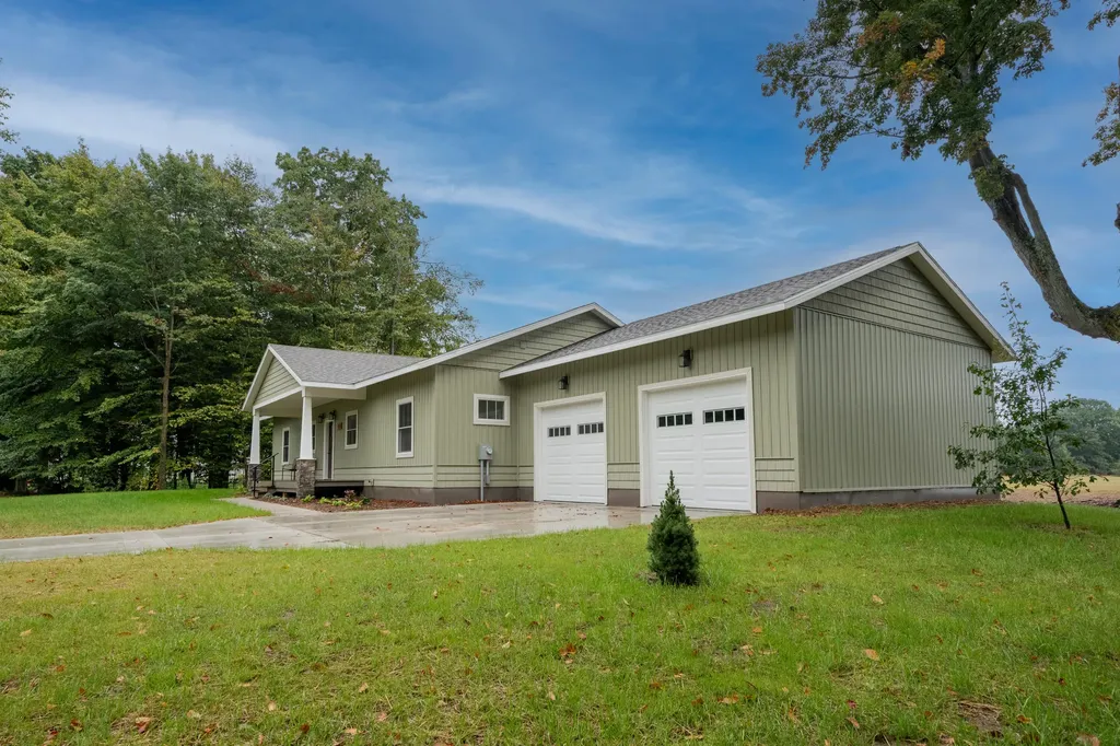 3935 West Destiny Drive Hart Township MI 49420