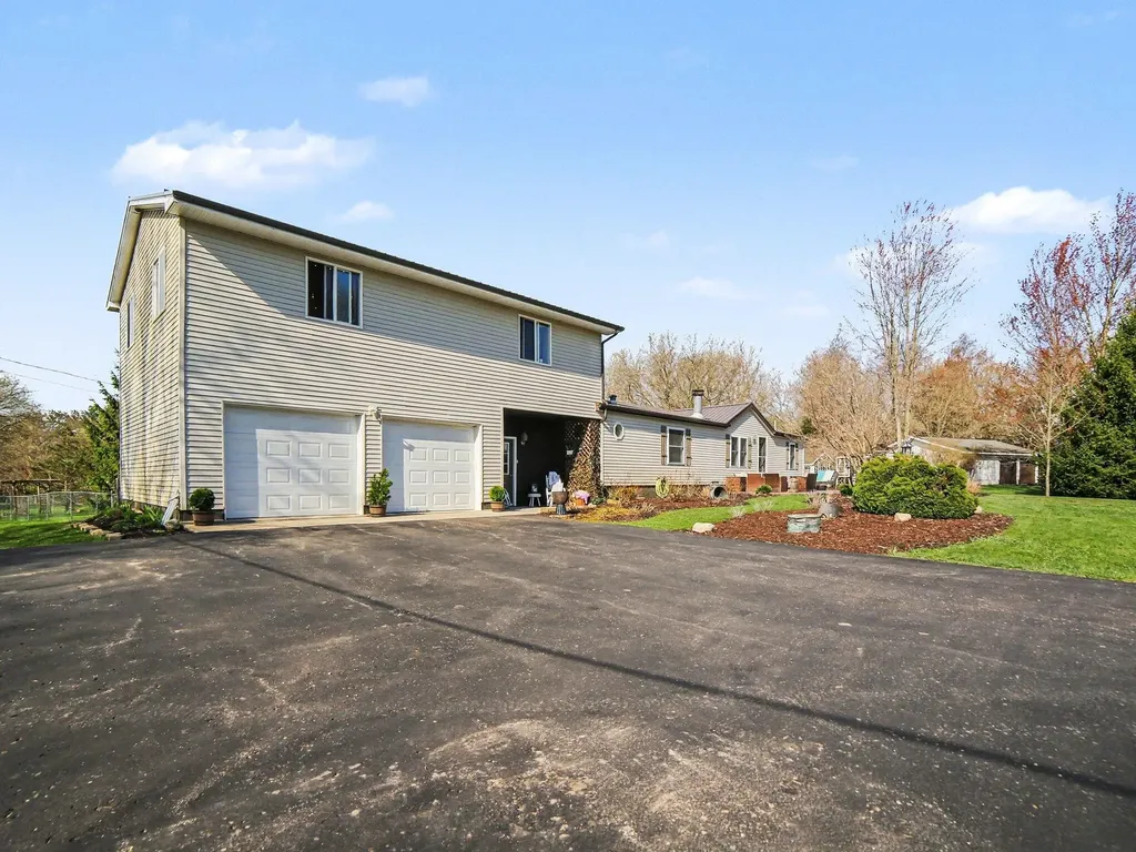 1799 E U.s. 10 Custer Township MI 49405